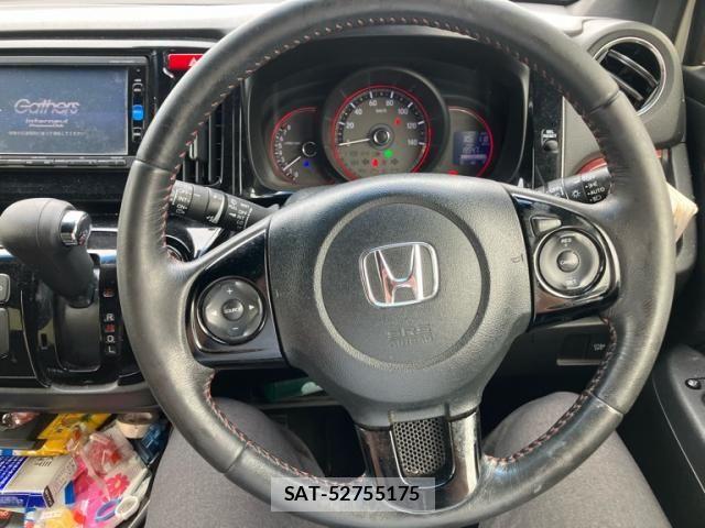 Honda N-WGN 2017-08 8414213-13
