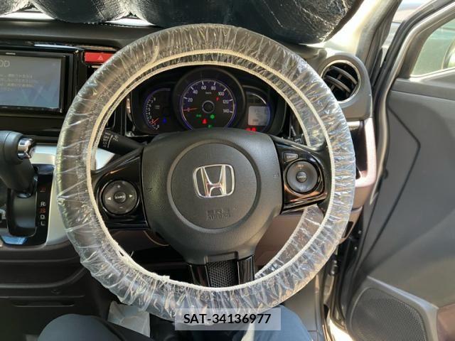 Honda N-WGN 2016-07 8414214-16