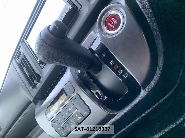 Honda N-WGN 2019-03 8438668-13