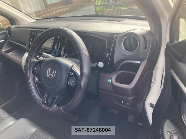 Honda N-WGN 2014-10 8458159-15