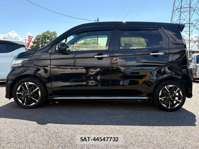 Honda N-WGN 2017-06 8526455-8