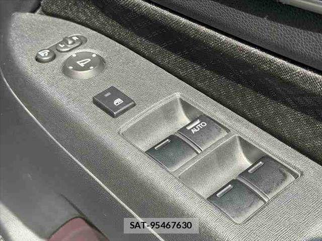 Honda N-WGN 2015-12 8563103-25