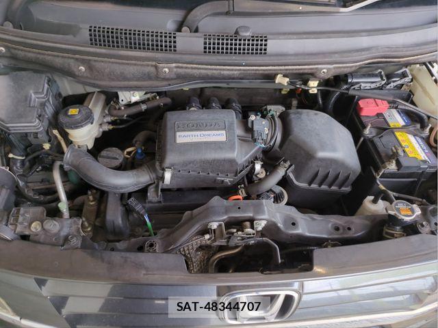 Honda N-WGN 2015-10 8628270-23