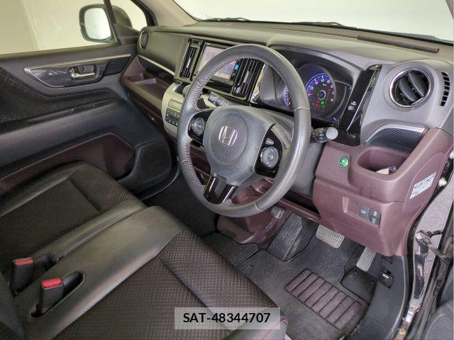 Honda N-WGN 2015-10 8628270-24