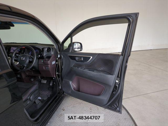 Honda N-WGN 2015-10 8628270-27