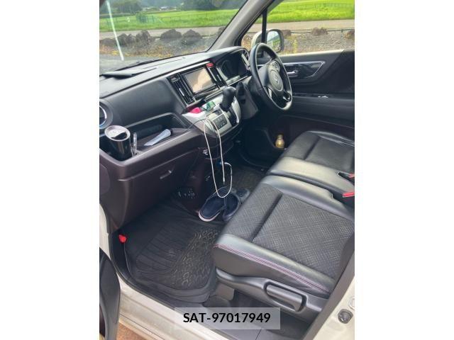 Honda N-WGN 2014-03 8660888-10