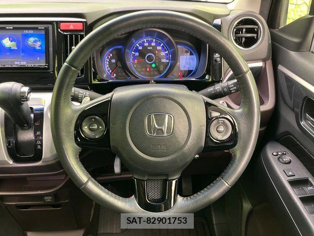 Honda N-WGN 2015-12 8745039-11