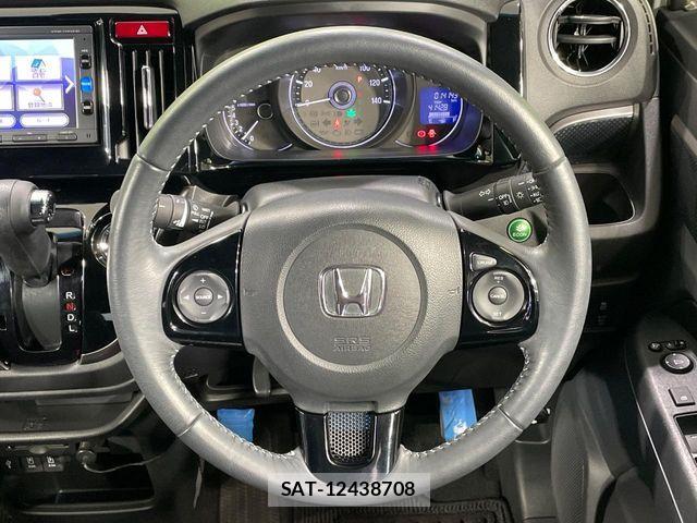 Honda N-WGN 2017-09 8745037-10