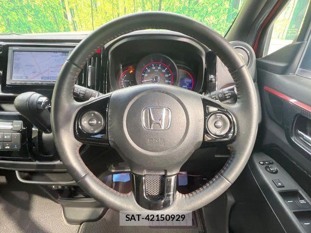 Honda N-WGN 2017-04 8745043-10