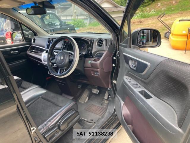 Honda N-WGN 2014-03 8781531-11