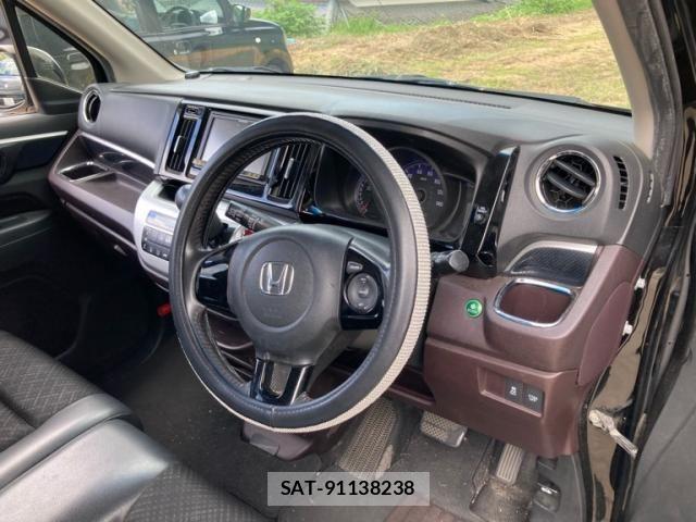 Honda N-WGN 2014-03 8781531-12
