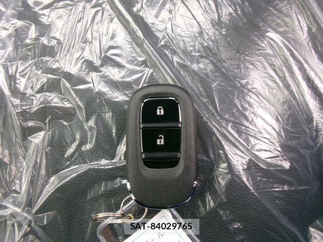 Honda N-WGN 2026-08 8830968-28