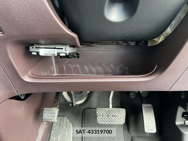 Honda N-WGN 2015-01 8830974-12