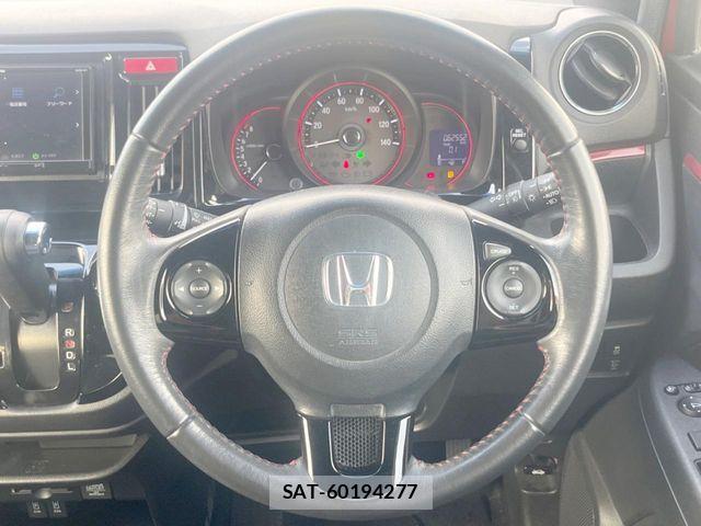 Honda N-WGN 2017-12 8830970-11