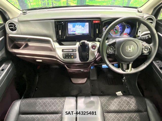 Honda N-WGN 2014-04 8830972-1