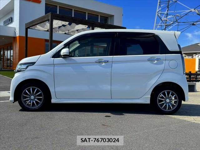 Honda N-WGN 2015-11 8871786-10