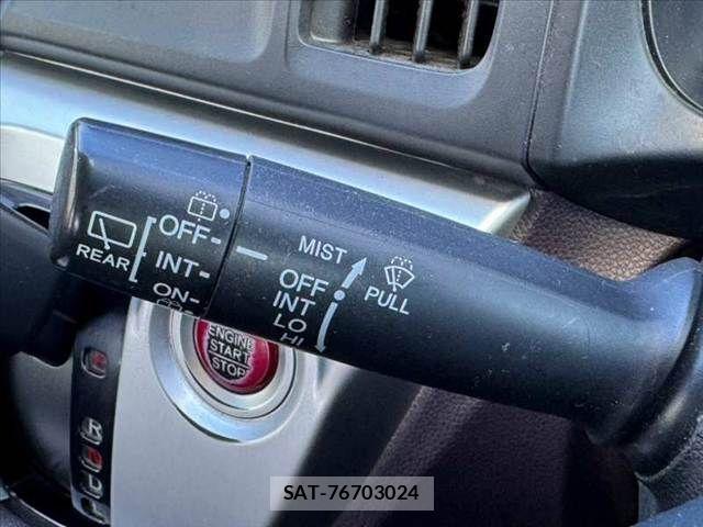 Honda N-WGN 2015-11 8871786-24