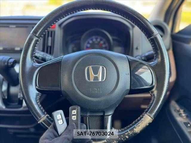 Honda N-WGN 2015-11 8871786-4