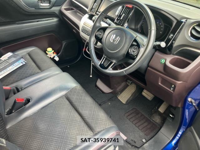 Honda N-WGN 2015-09 8881434-10