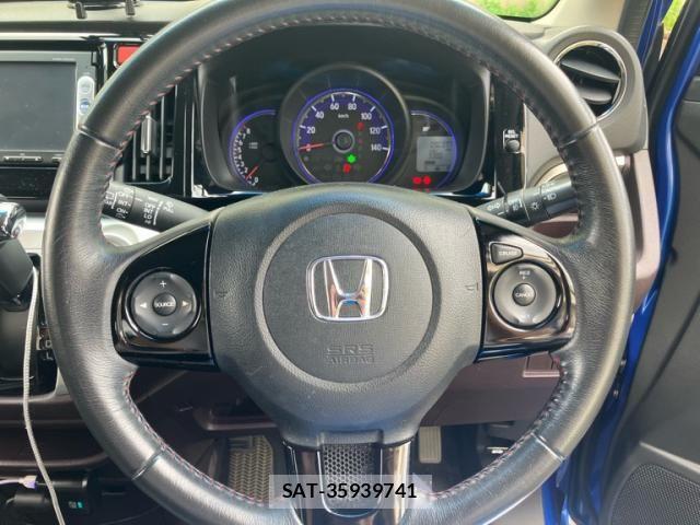 Honda N-WGN 2015-09 8881434-13