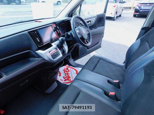 Honda N-WGN 2014-10 8884133-12