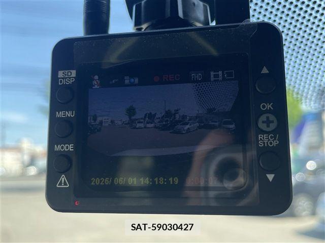 Honda N-WGN 2022-01 7223281-23