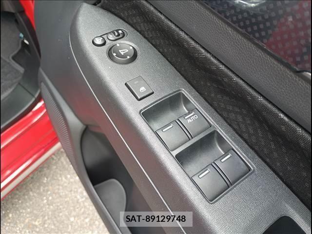 Honda N-WGN 2017-11 7878638-19