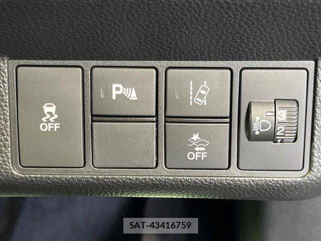 Honda N-WGN 2024-03 8209419-5