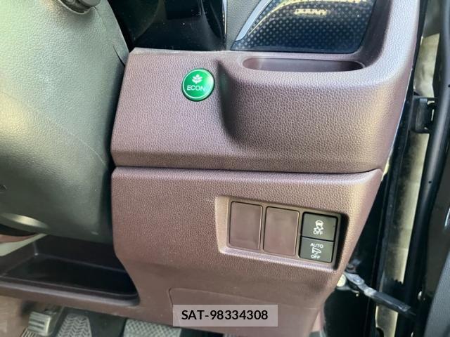 Honda N-WGN 2016-03 8368006-17