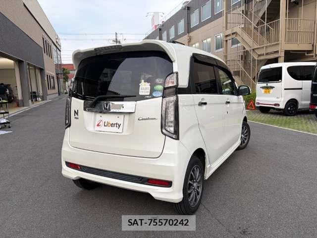 Honda N-WGN 2015-09 8368008-6