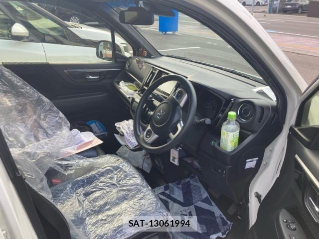 Honda N-WGN 2017-08 8372010-13