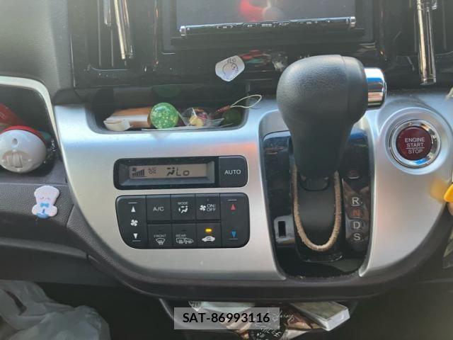 Honda N-WGN 2015-10 8830977-22