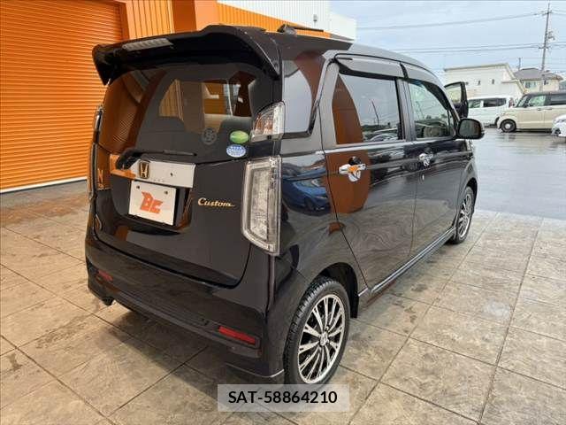 Honda N-WGN 2015-02 8871789-14