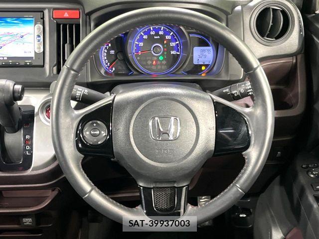Honda N-WGN 2014-02 8881436-11