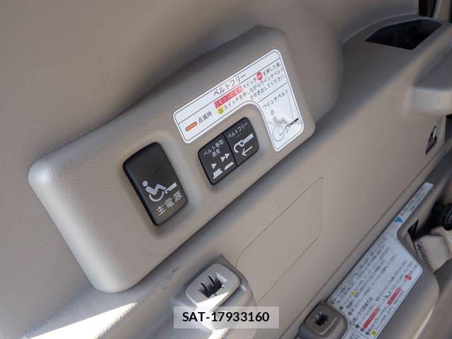 Honda N BOX 2013-10 7217041-19