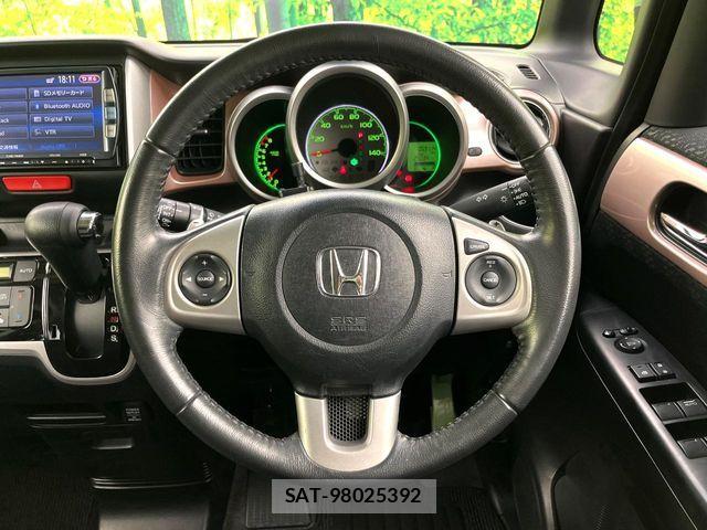 Honda N BOX 2013-06 7222757-10