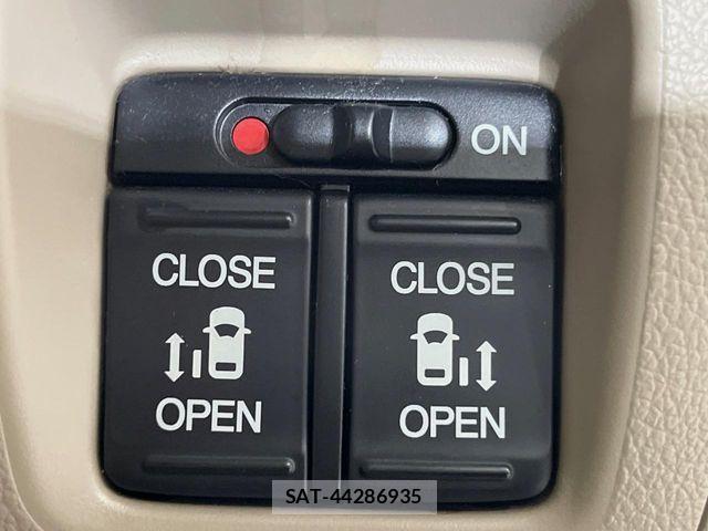 Honda N BOX 2014-09 7456326-2