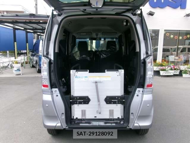 Honda N BOX 2017-07 8666646-9