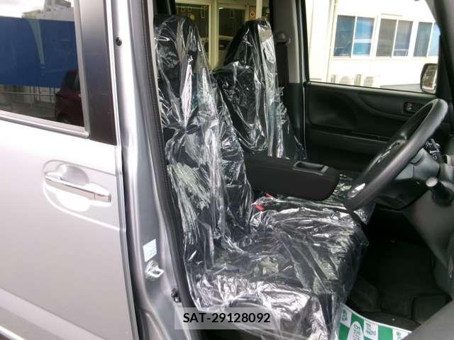Honda N BOX 2017-07 8666646-13