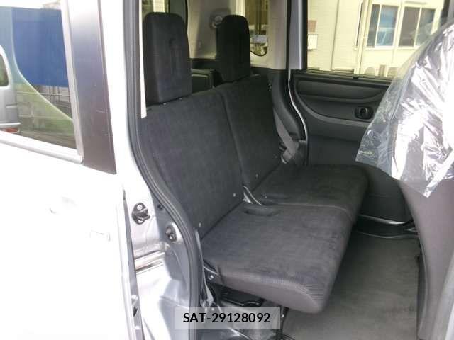 Honda N BOX 2017-07 8666646-14