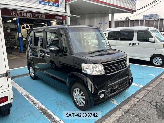 Honda N BOX 2013-08 8881191-2