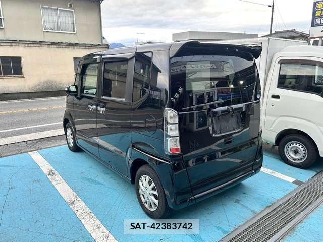 Honda N BOX 2013-08 8881191-3