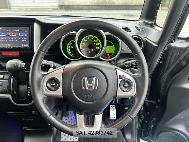 Honda N BOX 2013-08 8881191-8