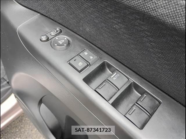 Honda N BOX 2012-08 7251735-28