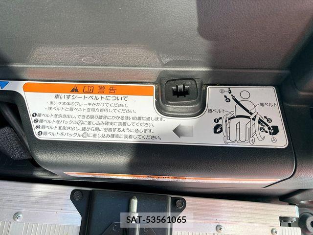 Honda N BOX 2013-05 6910275-28