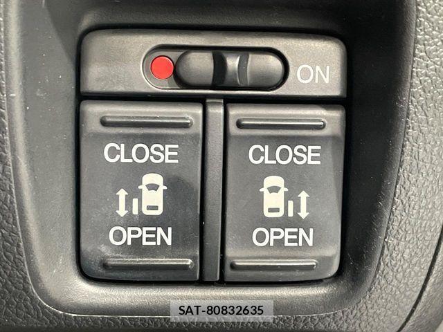 Honda N BOX 2013-06 7222760-6