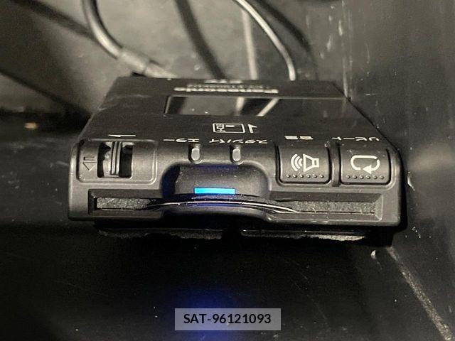 Honda N BOX 2014-03 8355205-6