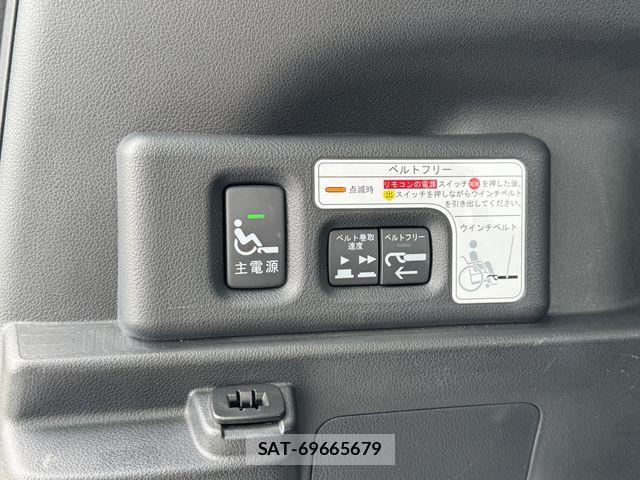 Honda N BOX 2013-09 8830795-12