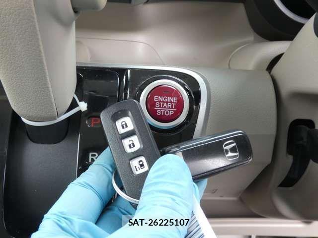 Honda N BOX 2012-02 884038-11
