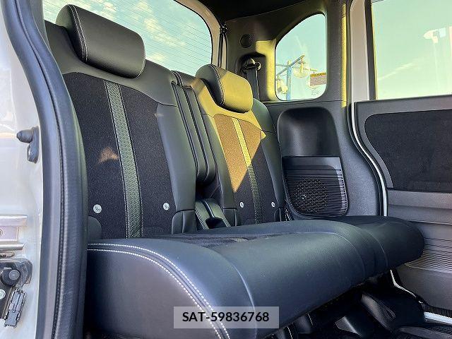 Honda N BOX 2023-05 3380563-9